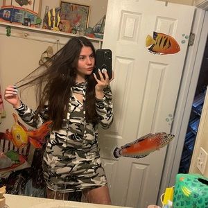 Almost Famous Brand. 2 piece camouflage set. Size: Small